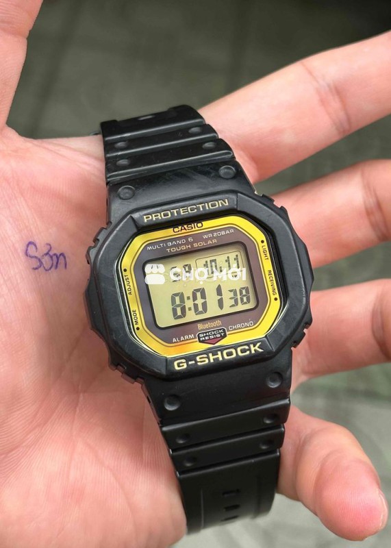 cần bán đồng hồ g-shock gwb5600