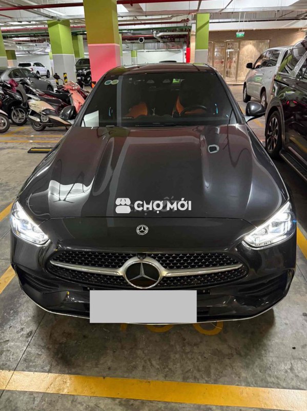 Mercedes Benz C Class 2023 C300 AMG - 11000 km