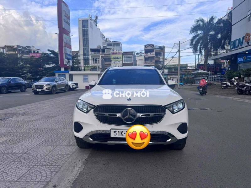 Mercedes Benz GLC 2023 200 4Matic - 13800 km