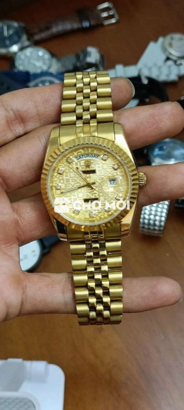 Đồng hồ pin Nhật
