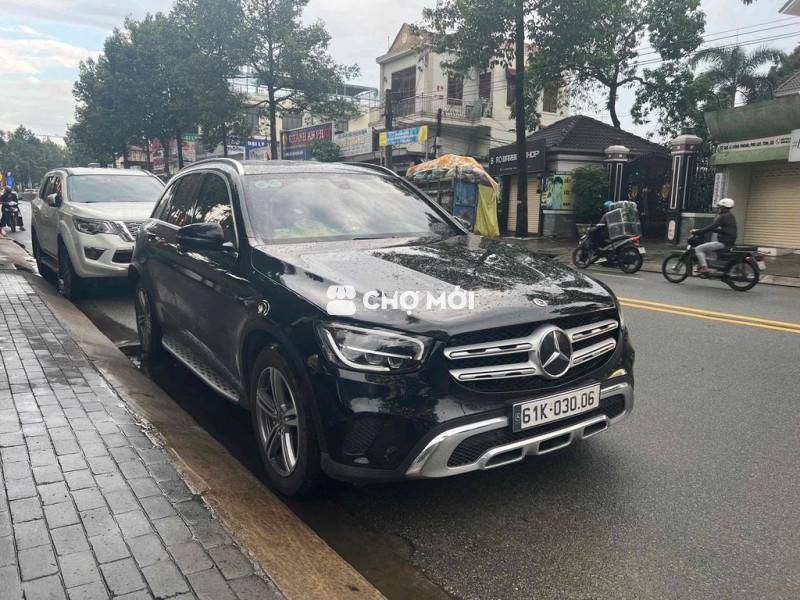 Mercedes Benz GLC 200 2021 - 60000 km chính chủ