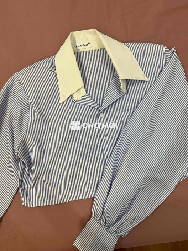 Áo Sơmi Croptop Freesize Kẻ Sọc Trắng Xanh