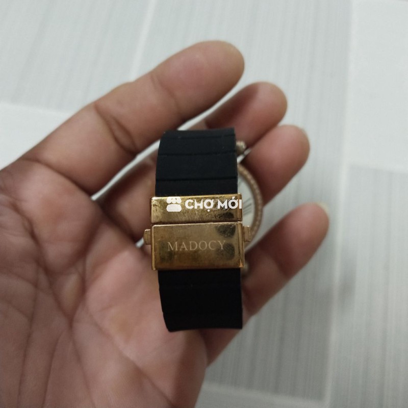 Đồng hồ MADOCY chính hãng giá siêu rẻ.