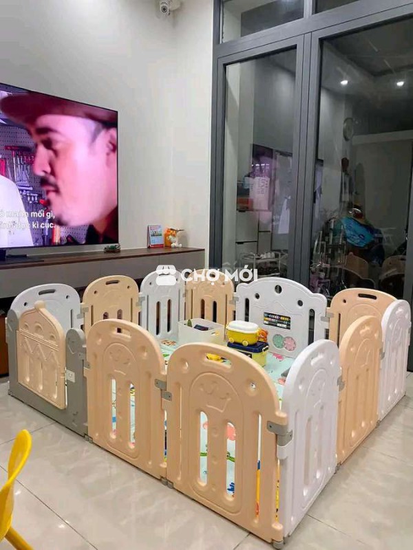 Quây Holla vương miện