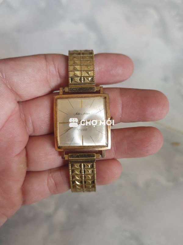 Seiko cơ cót bọc vàng