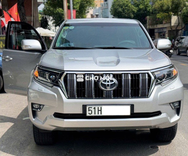 LandCruiser Prado một chủ từ đầu model 2020