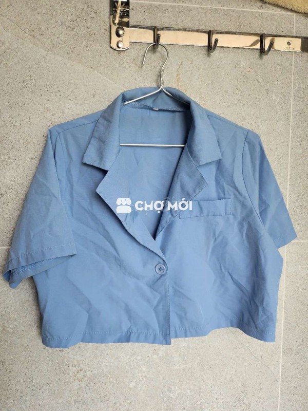 Áo sơ mi nữ croptop xanh dương nhạt