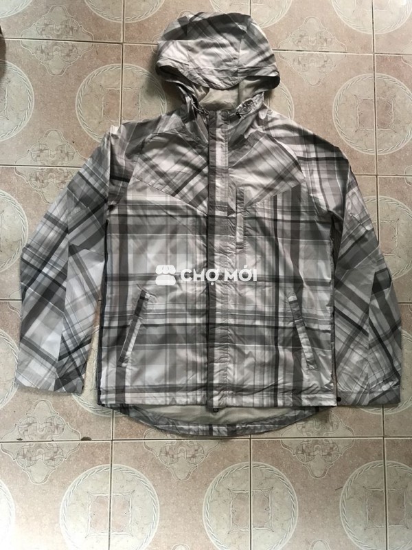 Áo gió nike size m chính hãng authentic