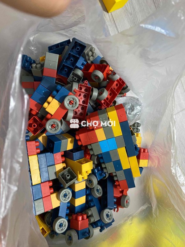 Tl đồ chơi cho bé và đôi sandan juno sz 39