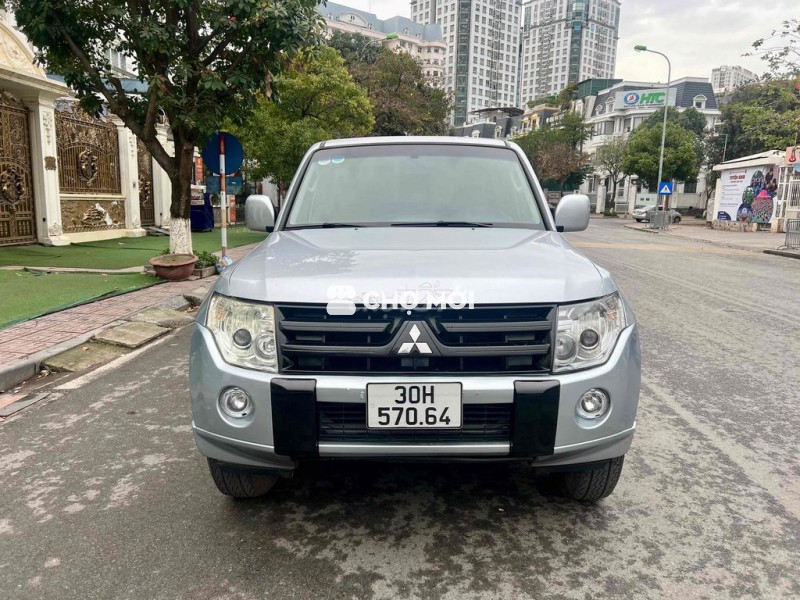 Mitsubishi Pajero 2009 - 140000 km