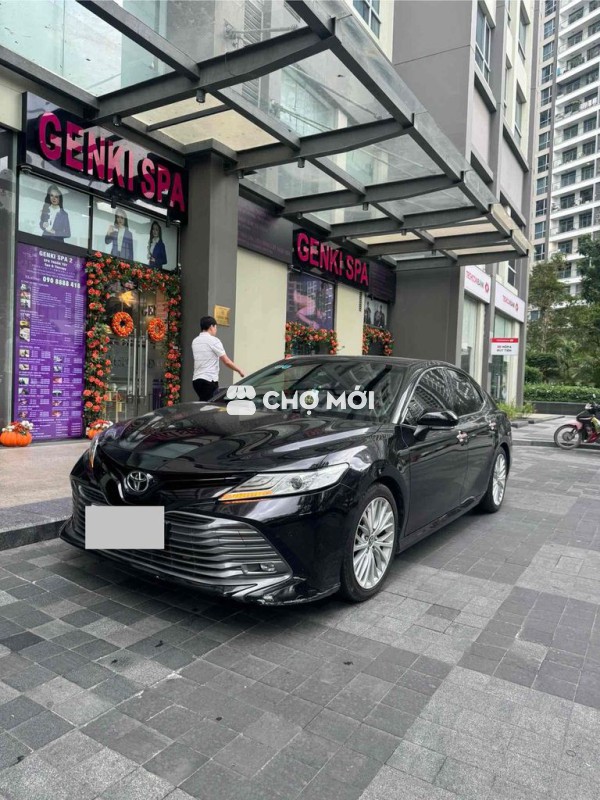 Toyota Camry 2021 2.5Q chính chủ Bảo hành hãng