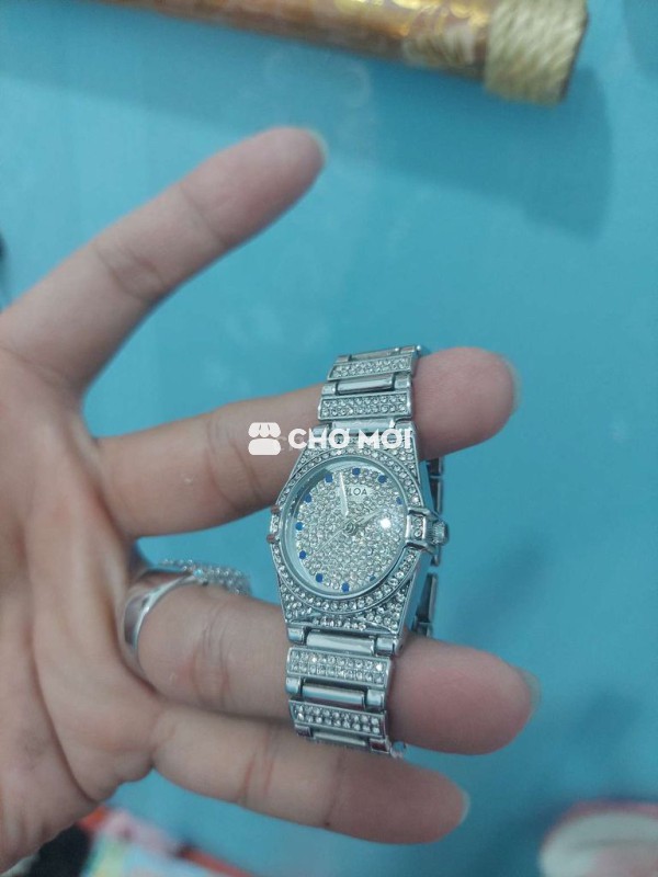 Đồng hồ xịn full kim cương