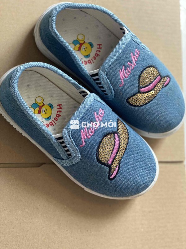 Giày mới cho bé size 28 và 30