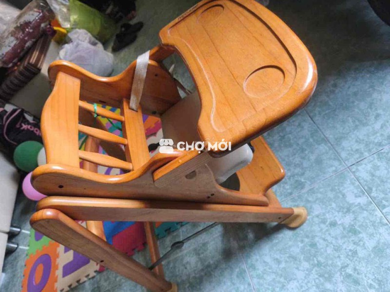 ghé ăn dặm Autoru dành cho bé, gỗ màu nâu vàng