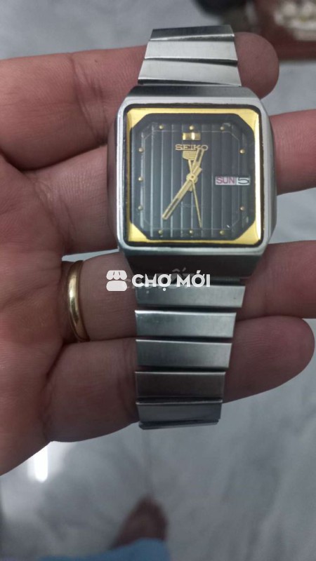 Đồng hồ nam seiko chặt góc sân banh cơ automatic