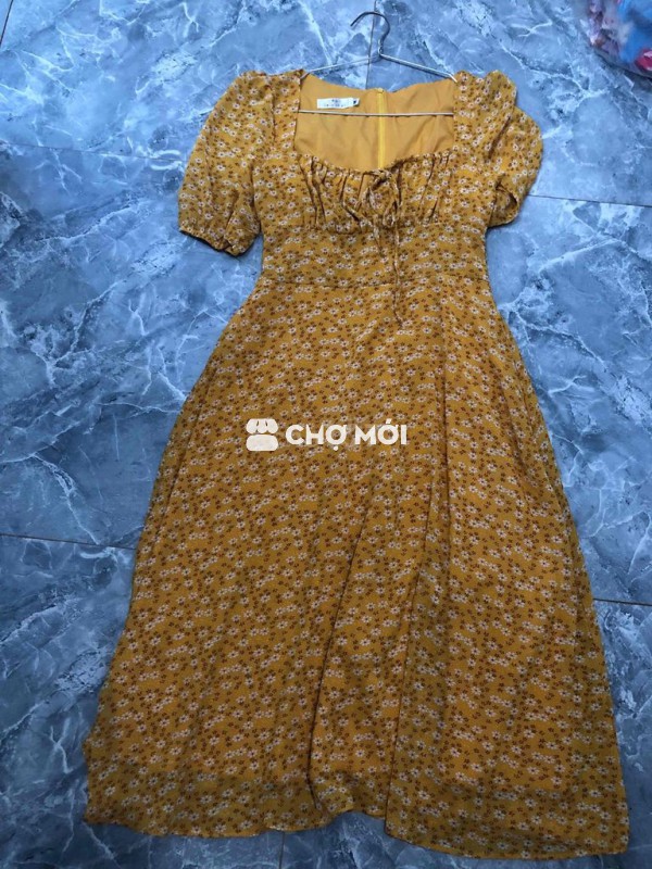 váy hoa nhún ngực size M