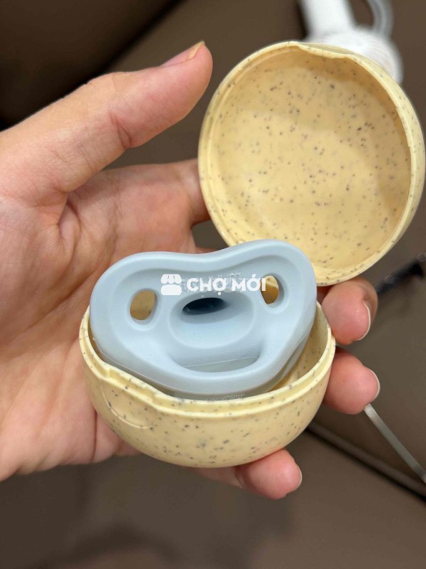 pass ti giả do bé k hợp tác