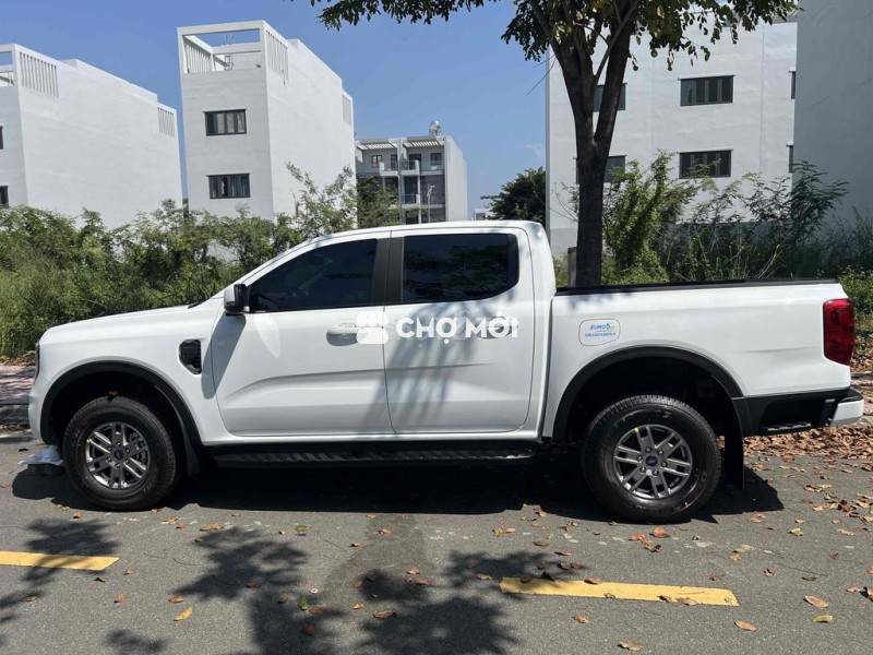 siêu lướt 11/2024 XLS 2.0 4X4 AT - odo 9000 km