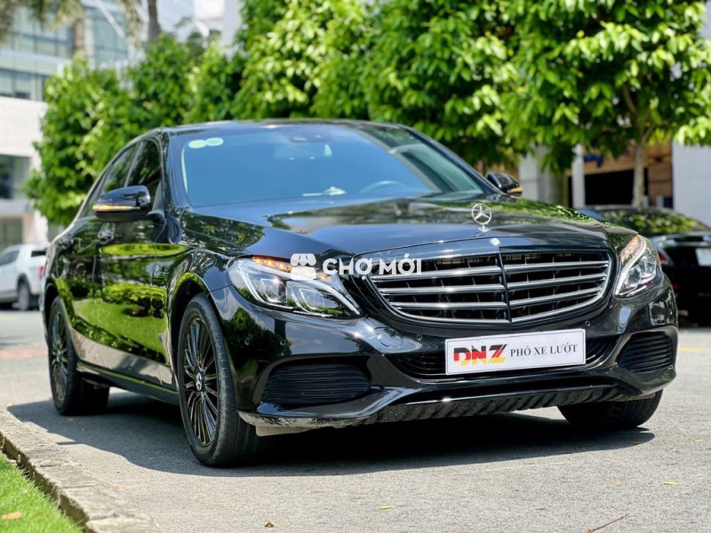 Mercedes C250 Exclusive - Black Edition giới hạn