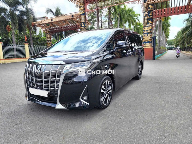 Toyota Alphard cực mới 1 đời chủ, nhà trùm mền