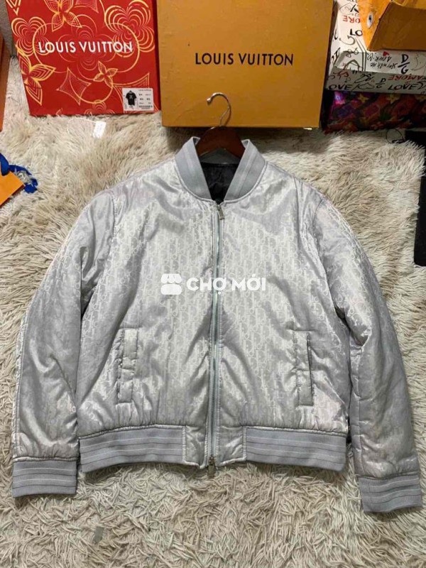 siêu phẩm bomber DIOR