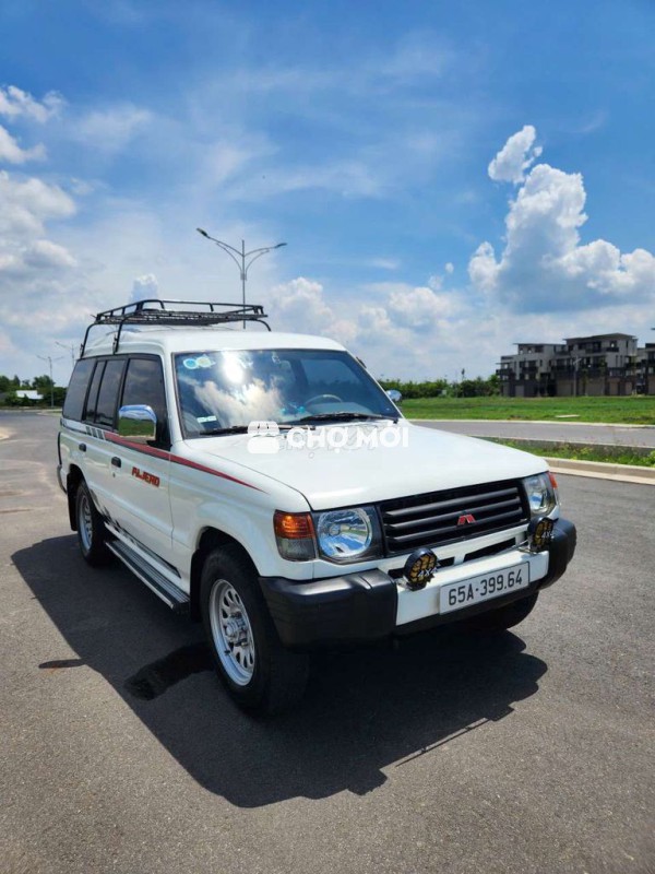 Mitsubishi Pajero 09 chỗ