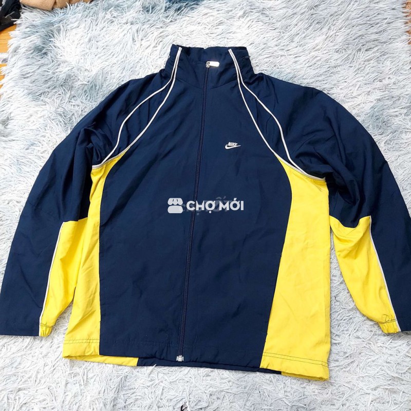 Áo khoác gió  Ni ke mới cao
Áo hai lớp ,áo có mũ
