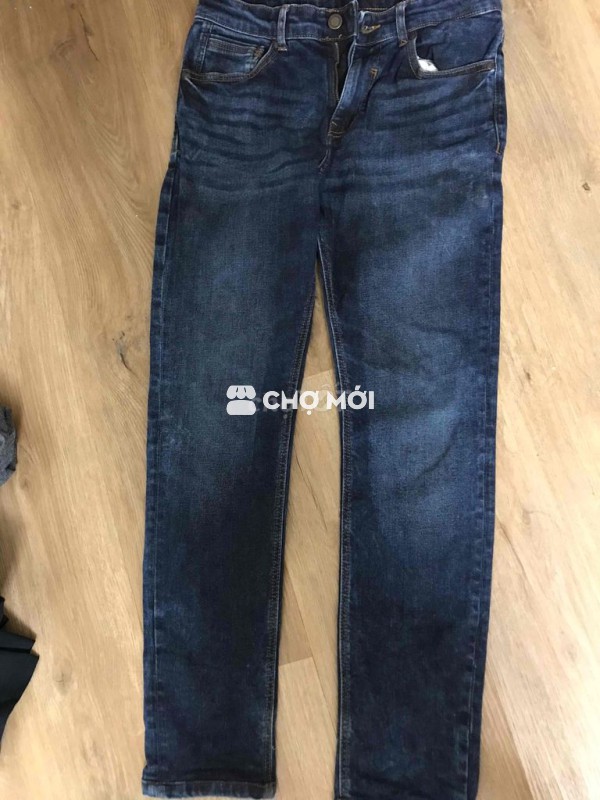 Quần bò hãng Bershka