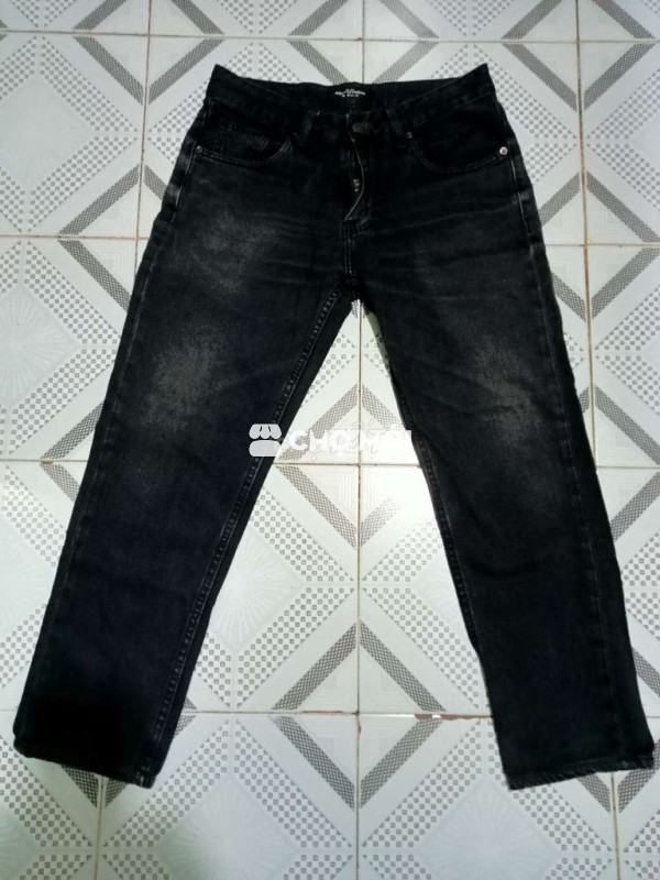 Quần jean nam Abercrombie & Fitch đen size 30