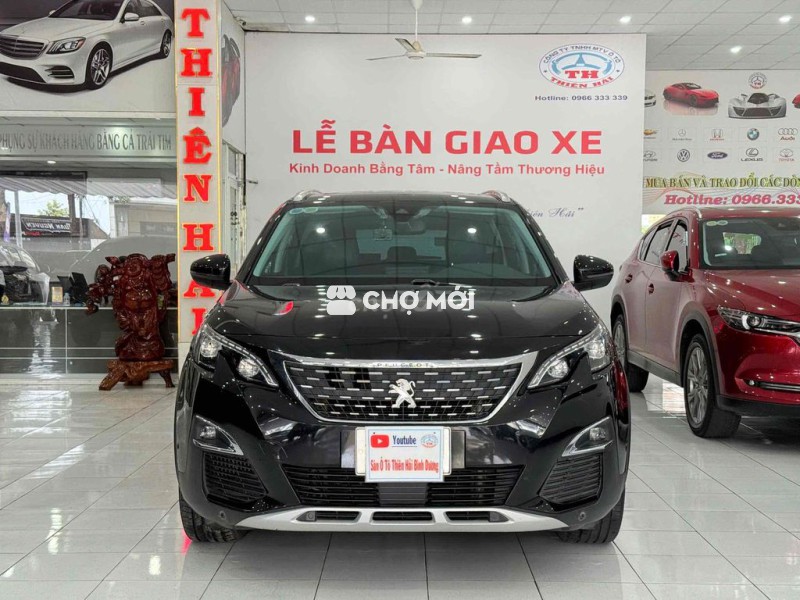 Peugeot 5008 2018 1.6L Turbo xe gia đình sử dụng