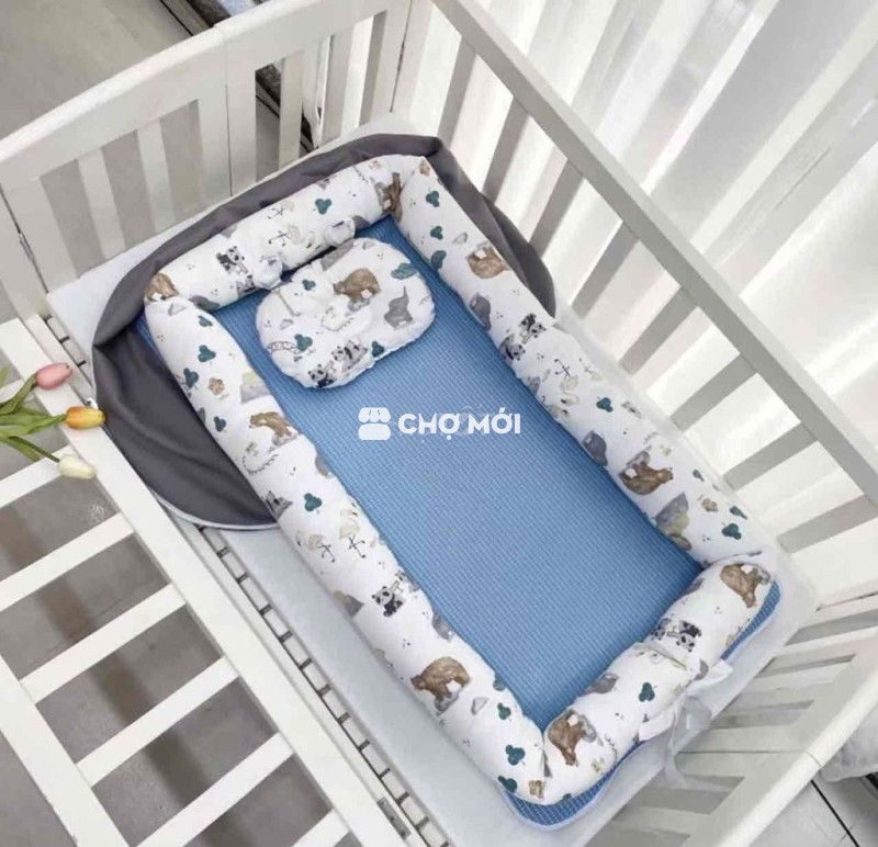 con e nằm nệm nên cần pass lại cho mấy chị