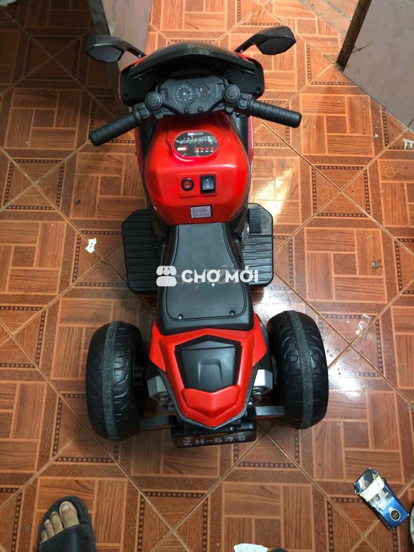 xe moto điện 3 bánh cho bé từ 3 đến 6 tuổi