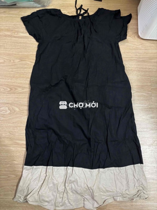 Đầm đen phối be linen freesize