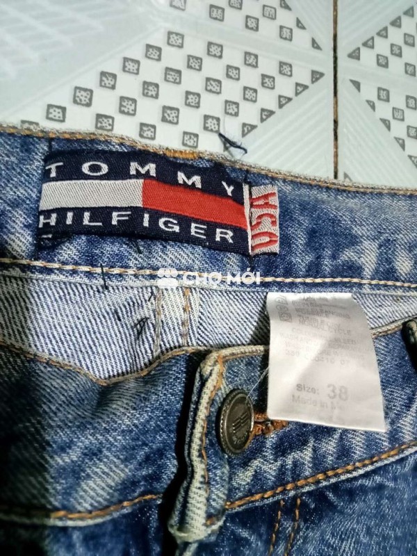 Quần short jean Tommy Hilfiger nam xanh size 38