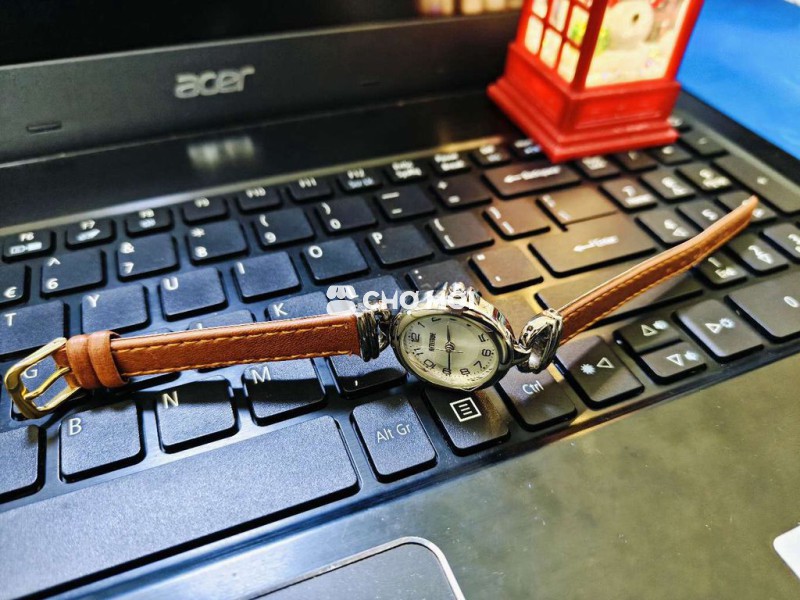 Đồng hồ nữ nhật đẹp