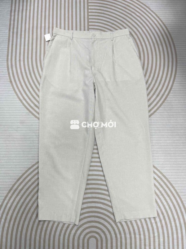 Quần tây Gu size L Số đo: eo 84-90, dài 95, ống 19