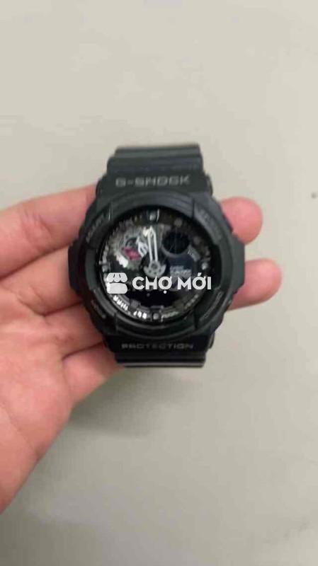 Đồng hồ Casio G-Shock màu đen dây nhựa