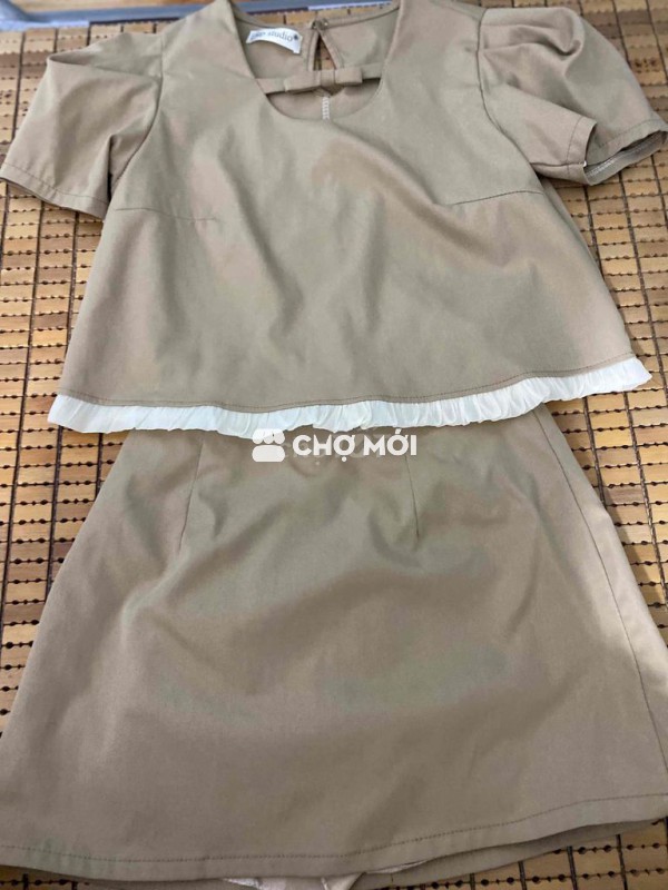 pass set váy rời, mặc 1 lần: 100k