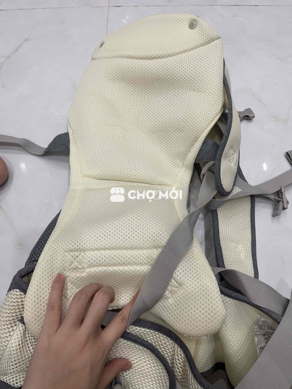 cần pass lại địu emoon mua tg10. mới tinh.