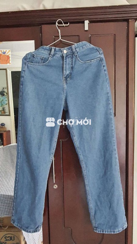 Quần áo đi chơi, đầm công sở