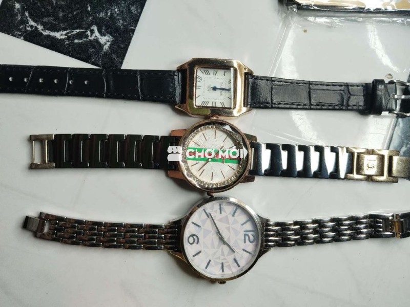 3 cái đồng hồ nữ