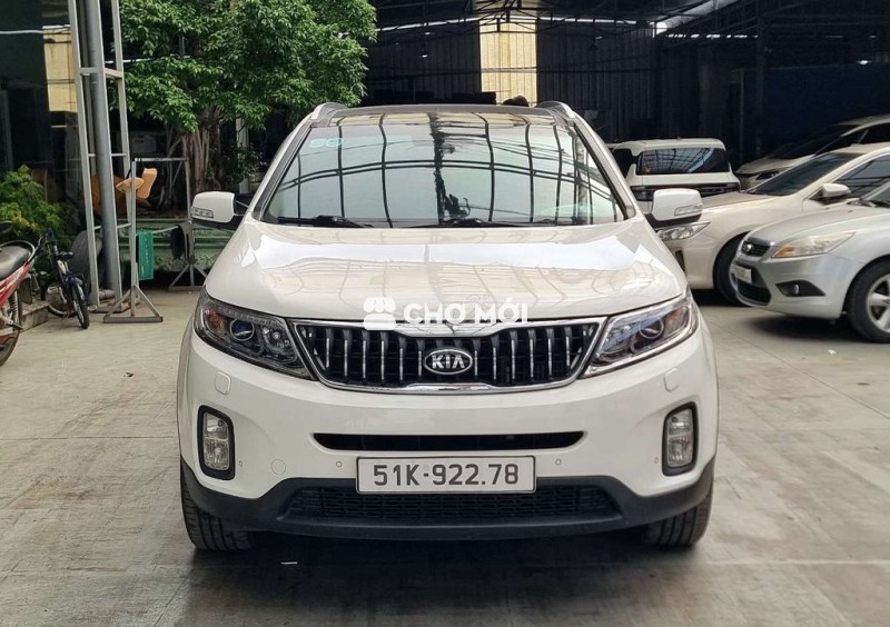 Kia Sorento Full dầu 2019, màu trắng, hỗ trợ góp.