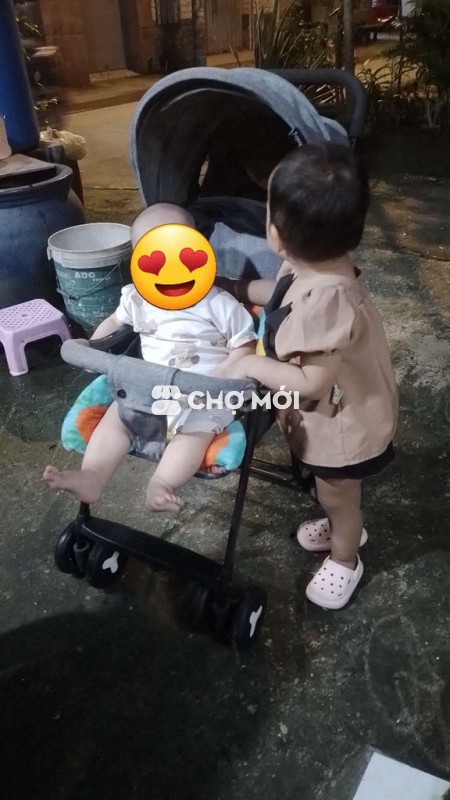 Xe đẩy bé Seababy của Con Cưng