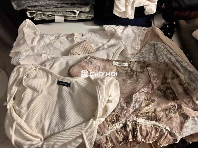 Bán combo quần áo như trên ảnh