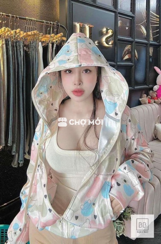 Áo khoát gân tăm hoạ tiết gấu tim