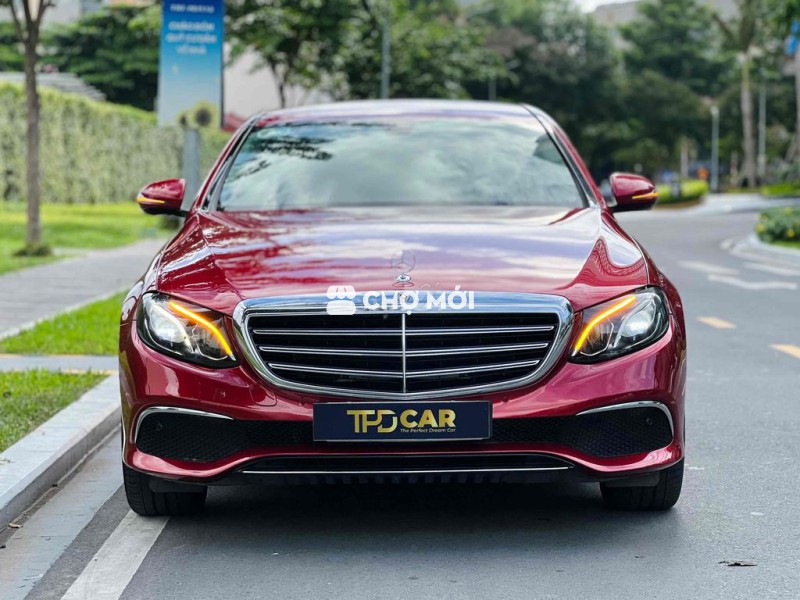 Mercedes E200 2019 - công ty xuất hoá đơn cao