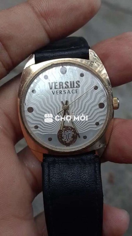 Đồng hồ Versus Versace dây da đen mặt trắng