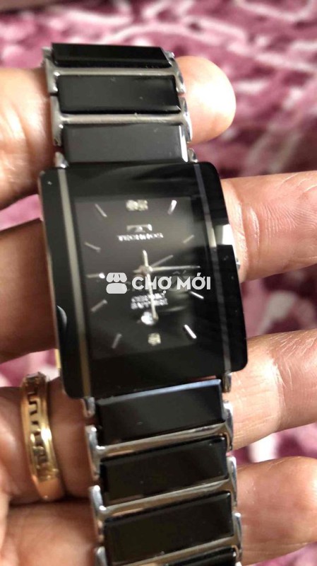 Technos Thụy Sĩ, size  28 x 34, unisex, đính xoàn