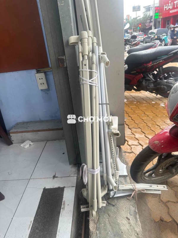 2 bộ thanh chắn giường cho em bé