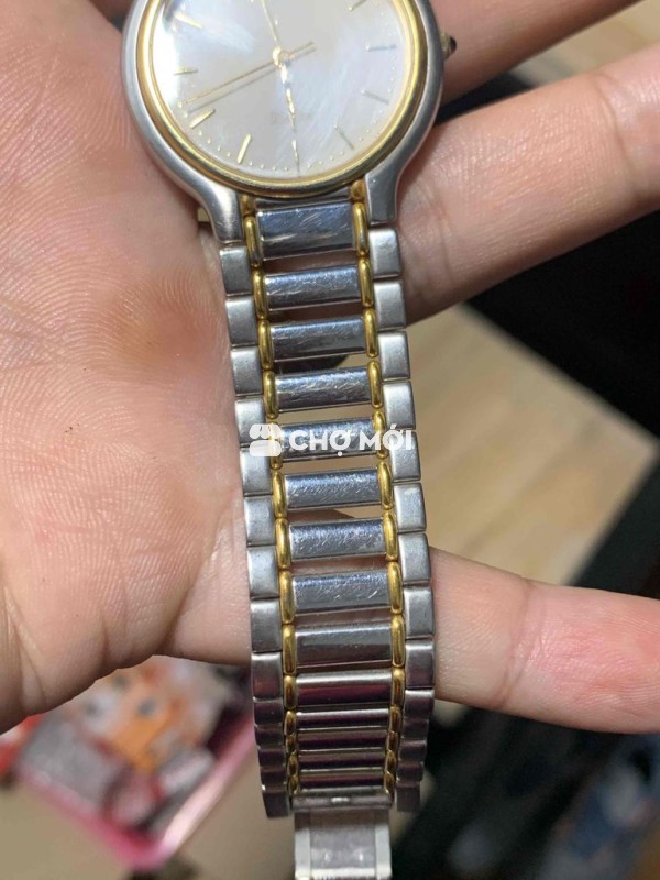 Đồng hồ Seiko Dolce dây thép không gỉ